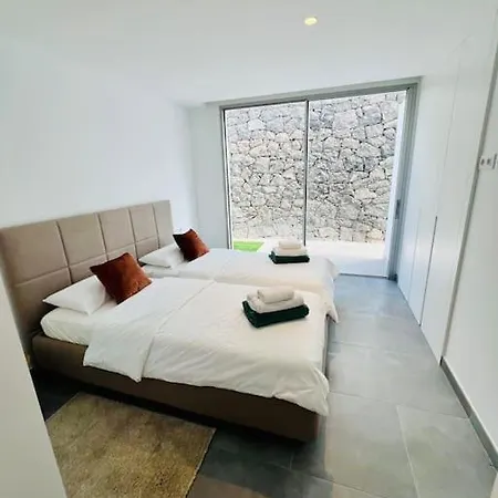 Вилла Jan With Heated Pool Адехе