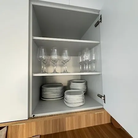 Jan With Heated Pool * Адехе