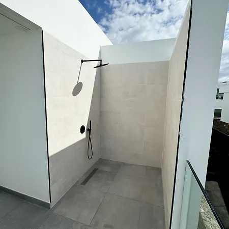 Jan With Heated Pool Вилла Адехе